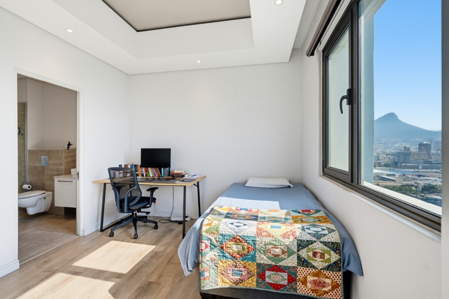 3 Bedroom Property for Sale in Foreshore Western Cape
